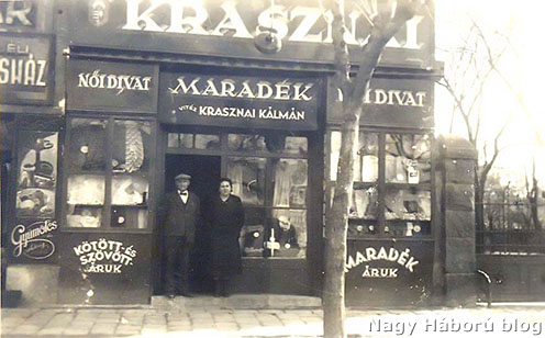 Krasznai Kálmán és felesége budapesti üzletük előtt
