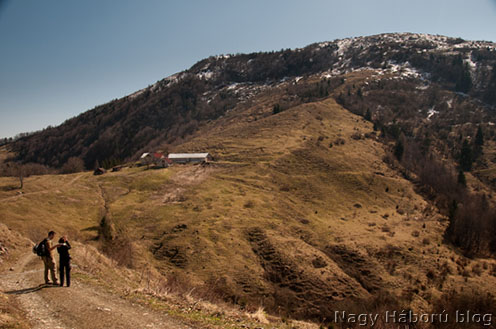 A Mrzli Vrh a Krn faluból vezető útról