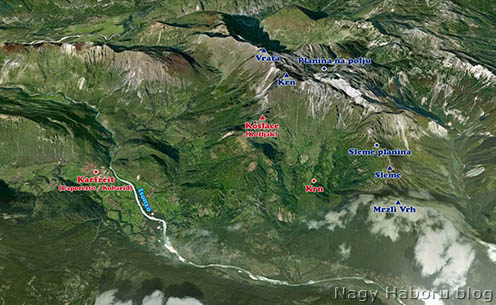 A napló eseményeinek színtere a Google Maps mai domborzati térképen. Sötét kékkel jelöltük az osztrák–magyar csapatok által megszállt, pirossal pedig az olaszok által elfoglalt területeket.
